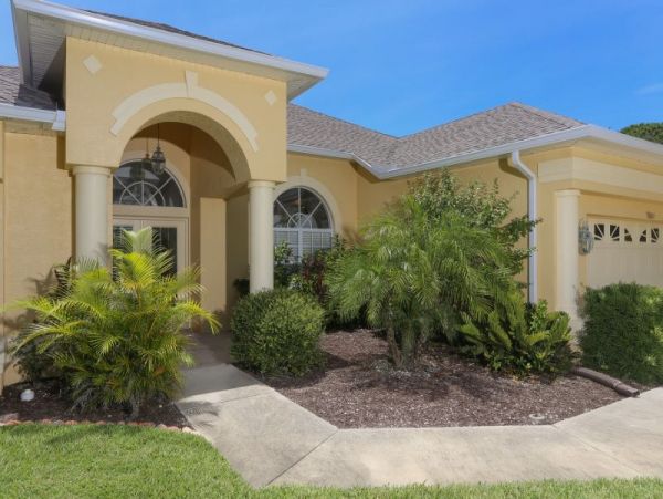 Englewood Home with 4 Bedrooms