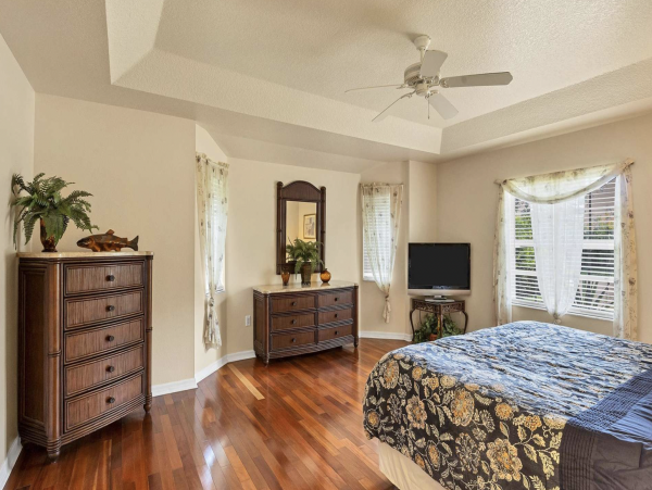 Value Pool Four bedroom Vacation Home Great Location