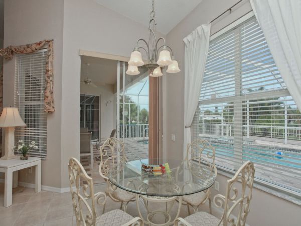 Luxury Home Minutes From The Beach