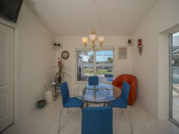 Englewood Four Bedroom Walk to Beach Vacation Home
