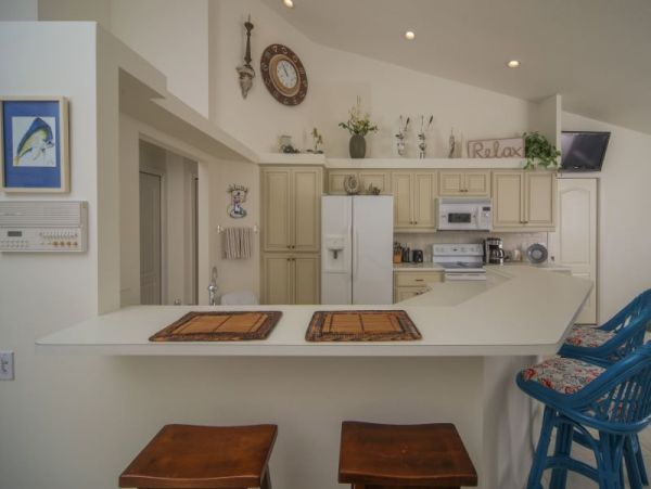 Englewood Four Bedroom Walk to Beach Vacation Home