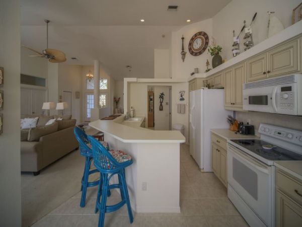 Englewood Four Bedroom Walk to Beach Vacation Home