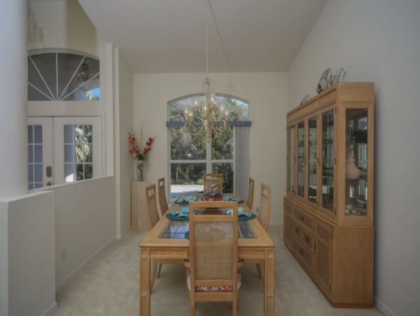 Englewood Four Bedroom Walk to Beach Vacation Home