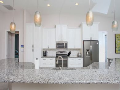 Bay View & Walk to Beach 4 Bedroomsl Home in Manasota