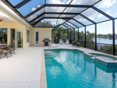 Bay View & Walk to Beach 4 Bedroomsl Home in Manasota