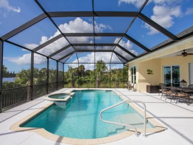 Bay View & Walk to Beach 4 Bedroomsl Home in Manasota
