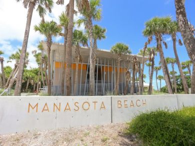 Four Bedrooms Bay View vacation Home in Manasota Key