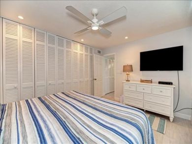 Siesta Key Vacation Rental Villa Sleeps Four Guests