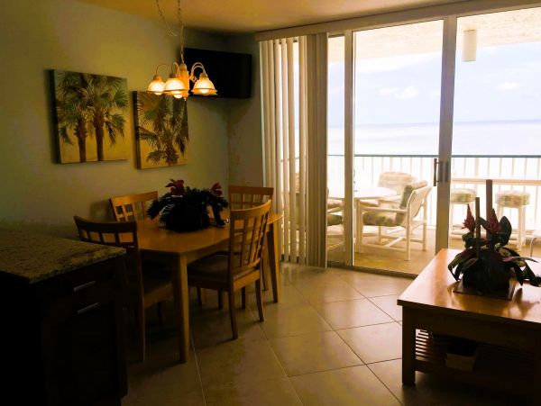 Gulf Front Marco Island Vacation Condo Sleeps $ Guests