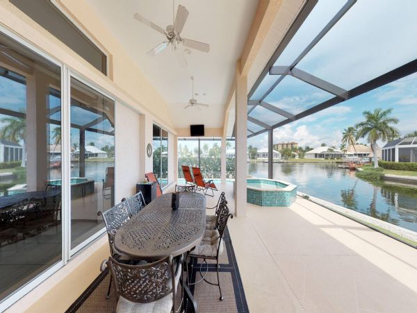 Canal Front 3 Bedroom Beautiful Property on Marco Island