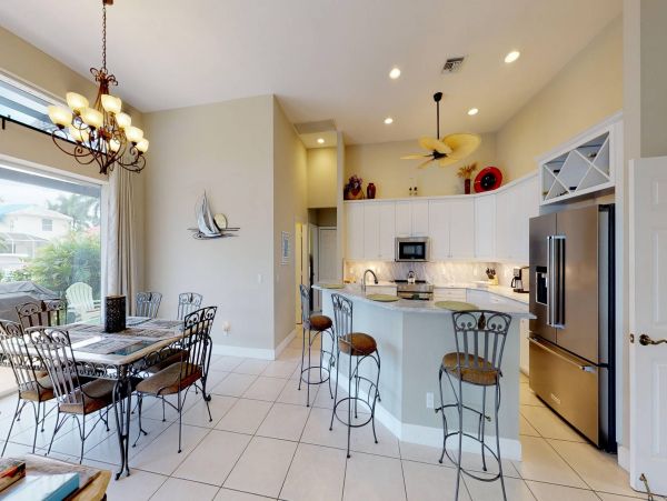 Canal Front 3 Bedroom Beautiful Property on Marco Island