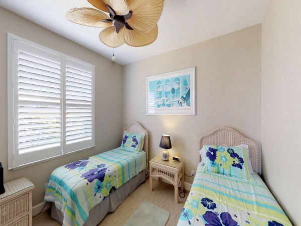 Canal Front 3 Bedroom Beautiful Property on Marco Island