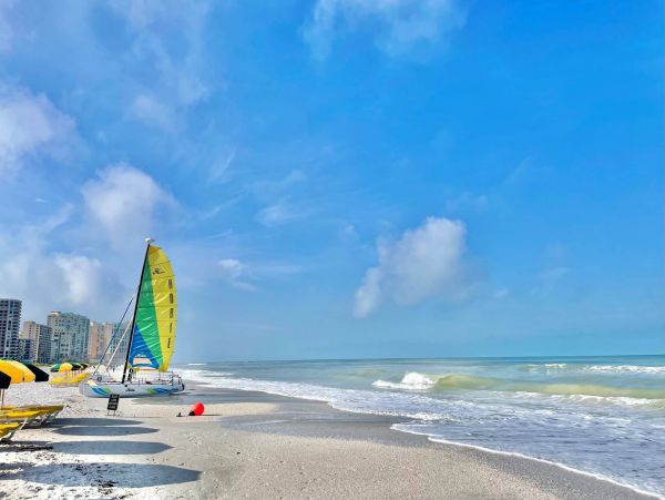 Walk to Beach Marco Island Vacation Condo