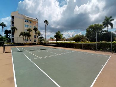 Marco Island Condo 920772