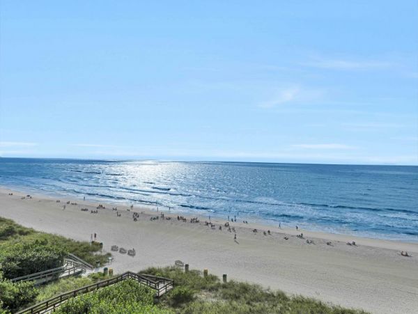 Beachfront Chic Condo in Marco Island Sleeps 4 Guests