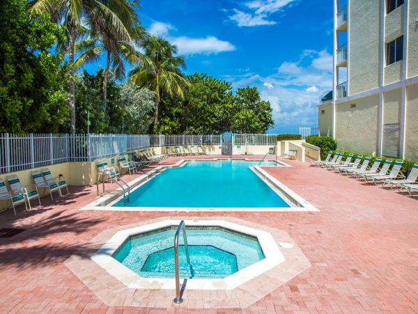 Lovely Vacation Condo with Unobstructed View of Marco Island's Beach