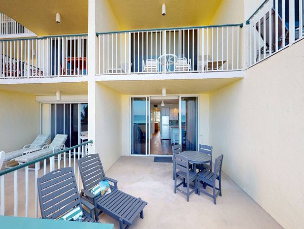 Lovely Vacation Condo with Unobstructed View of Marco Island's Beach