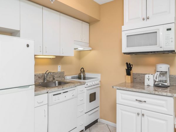 Charming Unit with Great Views in Marco Island