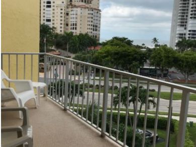 Marco Island Vacation Rental 1 Bedroom Sleeps 4 Guests