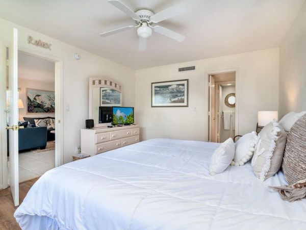 Marco Island Vacation Rental Condo Two Bedrooms