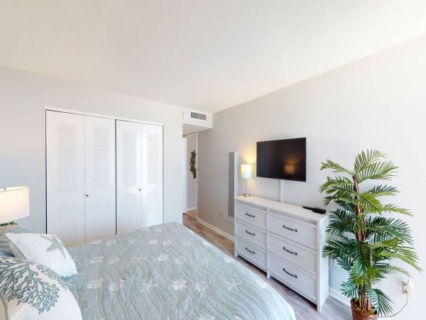 Marco Island Vacation Condo Sleeps Seven Guests