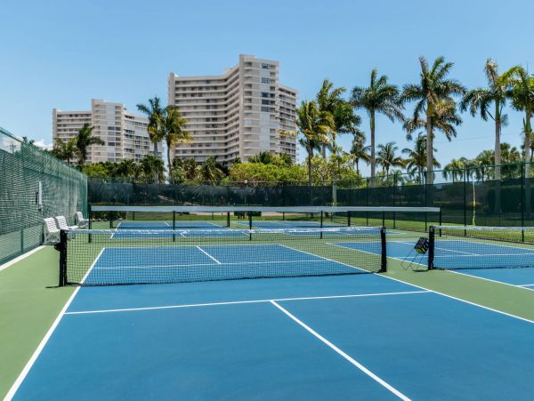 Marco Island Vacation Condo Sleeps Seven Guests
