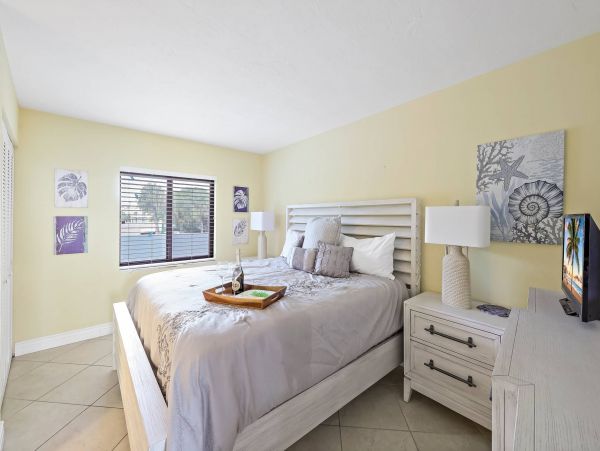 Marco Island Vacation Condo One Bedroom