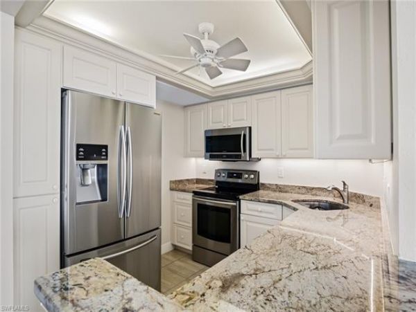 Two Bedroom Vacation Beach Condo in Marco Island Gulf Views