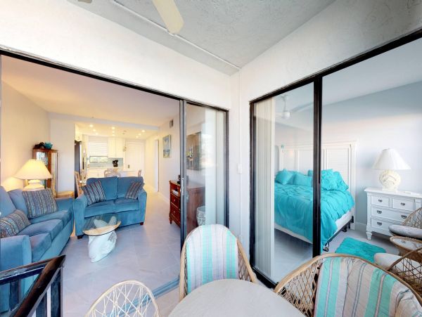 Marco Island Condo with 2 Bedroom