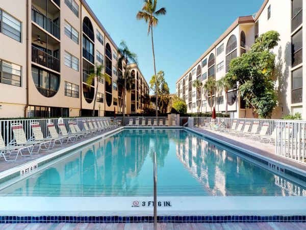 Marco Island Condo with 2 Bedroom