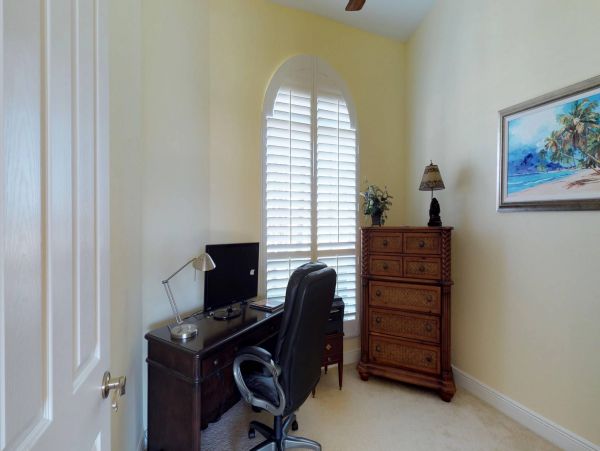 Three Bedroom Marco Island Private Pool Home Canal View