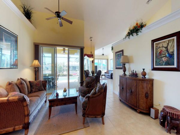 Three Bedroom Marco Island Private Pool Home Canal View