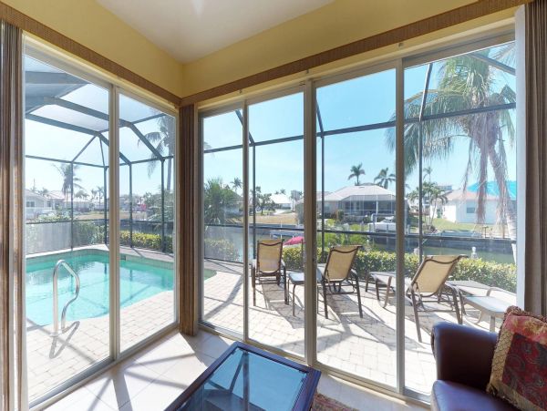 Three Bedroom Marco Island Private Pool Home Canal View