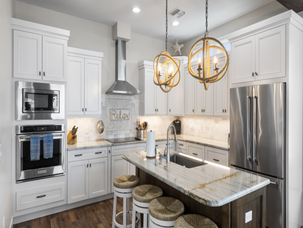 Stunning Vacation Home in Fort Myers 14 Guests STEPS TO SAND