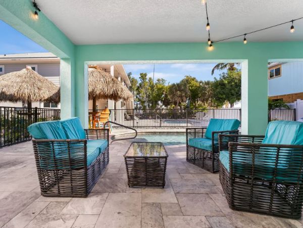 Private Pool Fort Myers Vacation Home Steps to Beach