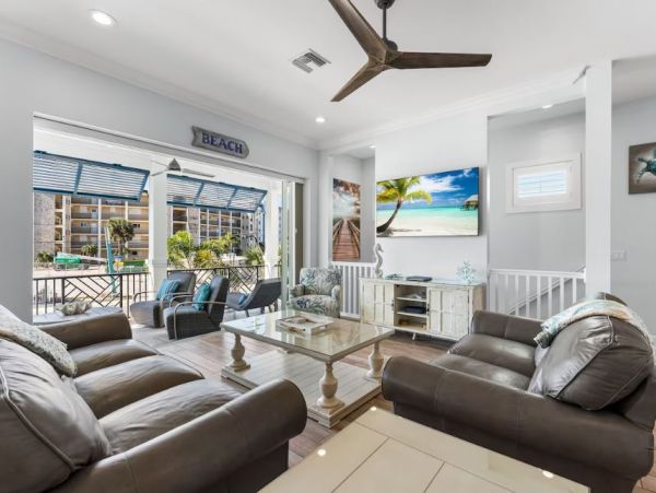 Private Pool Fort Myers Vacation Home Steps to Beach