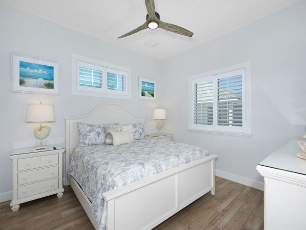 Private Pool Fort Myers Vacation Home Steps to Beach