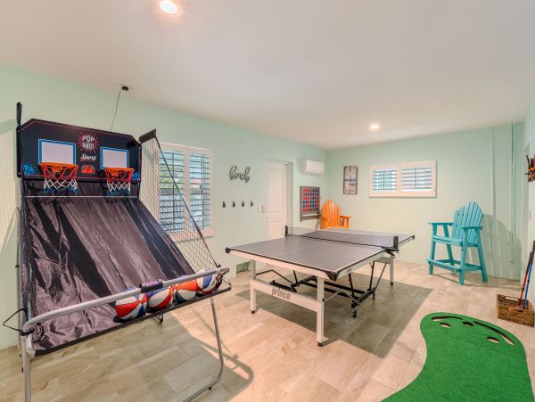 Private Pool Fort Myers Vacation Home Steps to Beach