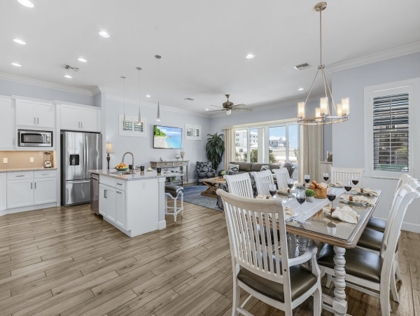 The Beach Across the Street  Fabulous Vacation Home Fort Myers Steps to Sandy Beach