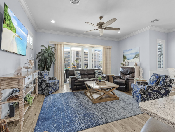 The Beach Across the Street  Fabulous Vacation Home Fort Myers Steps to Sandy Beach
