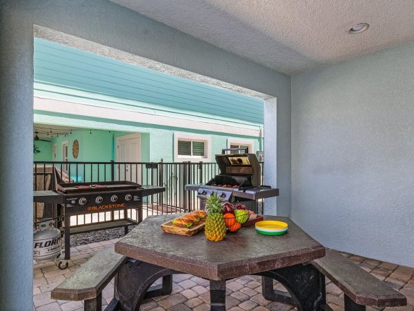 The Beach Across the Street  Fabulous Vacation Home Fort Myers Steps to Sandy Beach