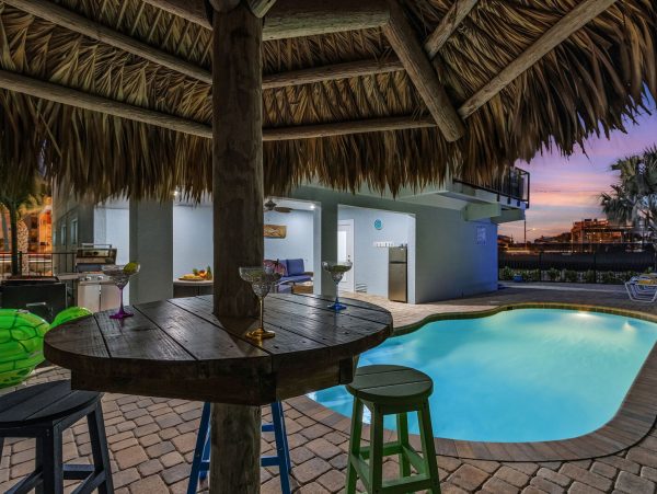 The Beach Across the Street  Fabulous Vacation Home Fort Myers Steps to Sandy Beach