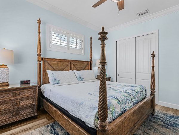 The Beach Across the Street  Fabulous Vacation Home Fort Myers Steps to Sandy Beach