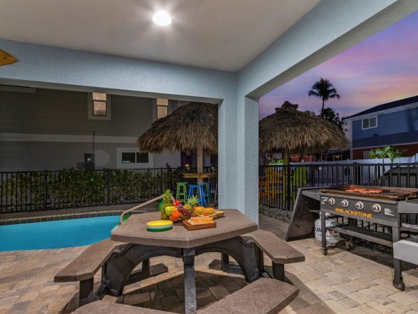 The Beach Across the Street  Fabulous Vacation Home Fort Myers Steps to Sandy Beach