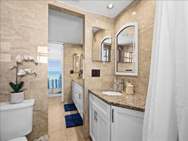 Gulf Views Siesta Key Vacation Rental Condo Two Bedrooms