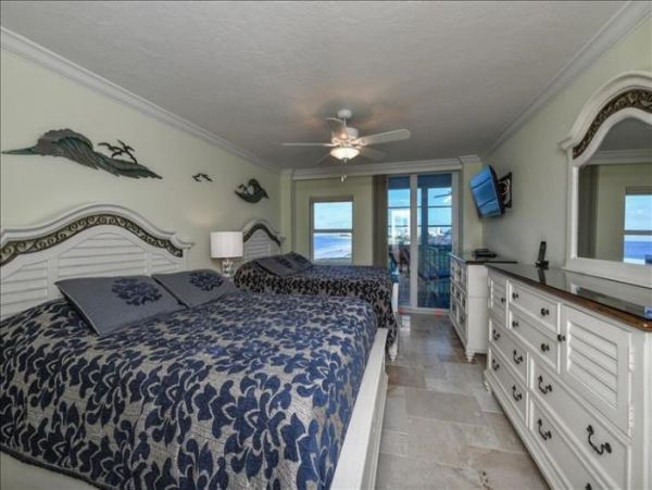 Charming Vacation Rental on Sieta Key Gulf Views