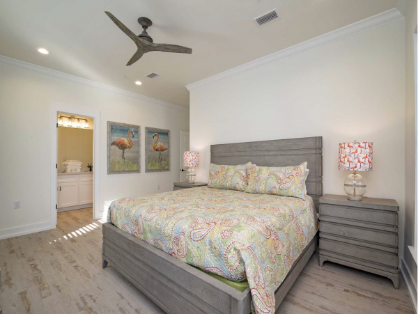 Spacious 12 Bedrooms Luxury Vacation Home Located on Beach