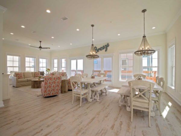 Spacious 12 Bedrooms Luxury Vacation Home Located on Beach