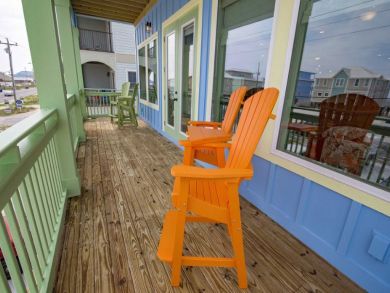 Gulf Shores Vacation Home Sleeps Thirty Guests.