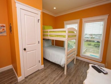 Gulf Shores Vacation Home Sleeps Thirty Guests.